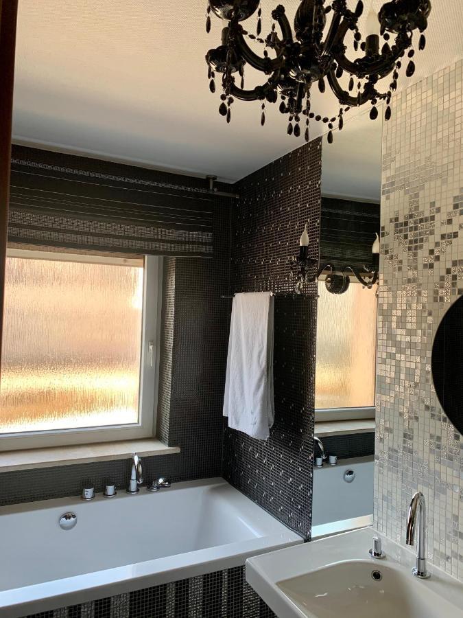 Hotel Linder Malnia Екстер'єр фото